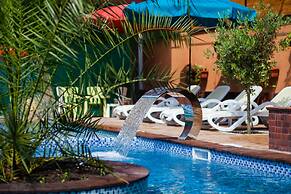 Zhemchug Village Hotel