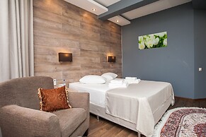 Zhemchug Village Hotel