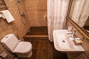 Zhemchug Village Hotel