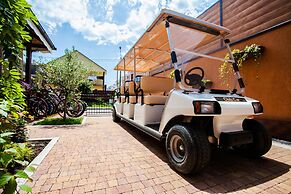 Zhemchug Village Hotel