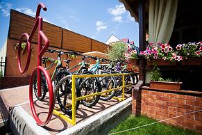 Zhemchug Village Hotel