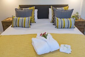 Number Eighteen Exclusive Guest Lodge