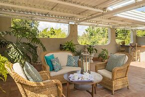 Number Eighteen Exclusive Guest Lodge