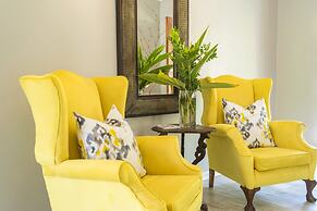 Number Eighteen Exclusive Guest Lodge