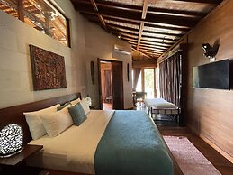 Karuna El Nido Villas