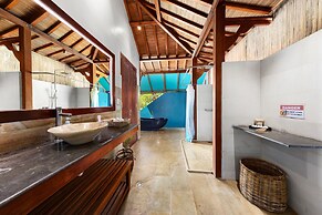 Karuna El Nido Villas