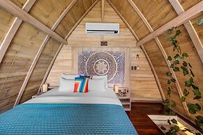 Karuna El Nido Villas