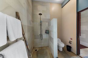 Karuna El Nido Villas