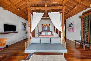 Karuna El Nido Villas