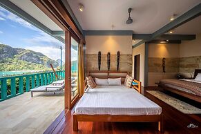 Karuna El Nido Villas