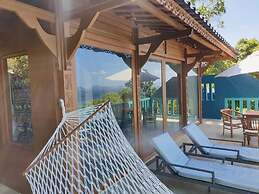 Karuna El Nido Villas