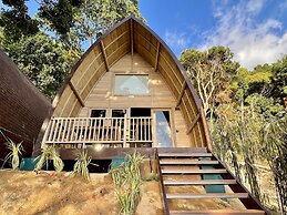 Karuna El Nido Villas