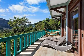 Karuna El Nido Villas