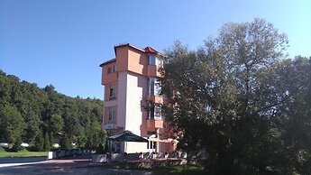 Hotel Seos
