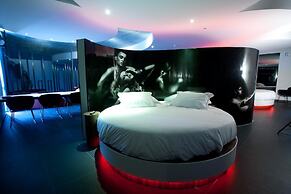 Mood - Private Suites