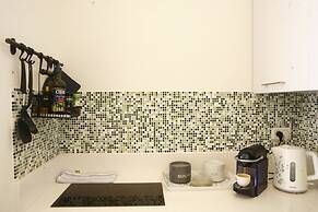 Apt Terrace & Garden - Bauhaus