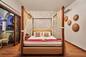 Larios Beach Holidays