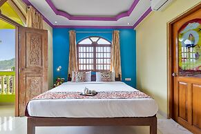 Larios Beach Holidays