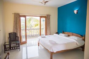 Larios Beach Holidays