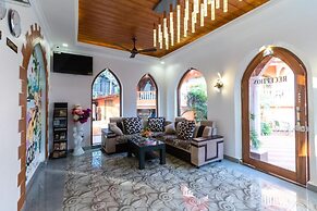 Larios Beach Holidays