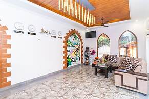 Larios Beach Holidays