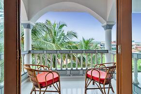 Larios Beach Holidays