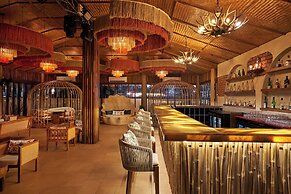 Larios Beach Holidays