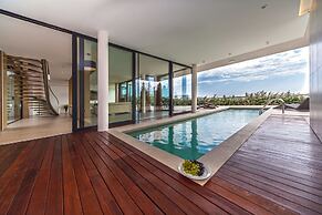 Golden Rays Luxury Villas