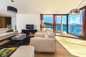 Golden Rays Luxury Villas
