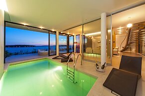 Golden Rays Luxury Villas