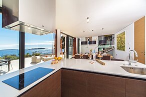 Golden Rays Luxury Villas