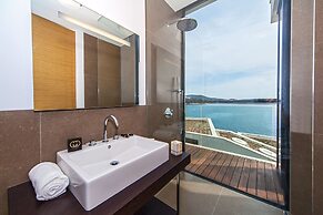 Golden Rays Luxury Villas