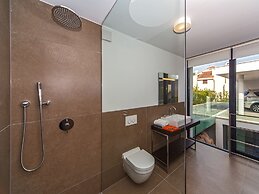 Golden Rays Luxury Villas
