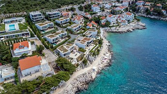 Golden Rays Luxury Villas