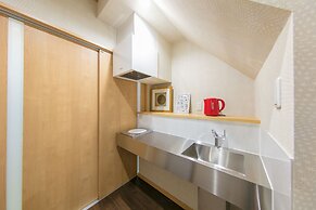 GUESTHOUSE Higasikujyou Yanagi Sitamachi