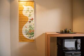 Karasuma Rokujo Hotel