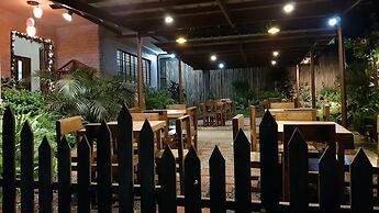 Royal Thee Bed & Breakfast