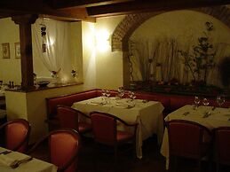 Albergo Ristorante Flora