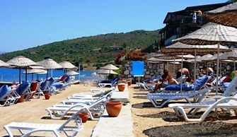 Royal Heights Adabuku 3 Bedrooms Villa