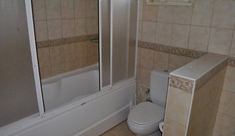 Turquoise Homes Adabuku 2 Bedrooms Pool