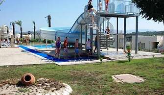 Turquoise Homes Adabuku 2 Bedrooms Pool