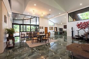 Monlada Khaoyai