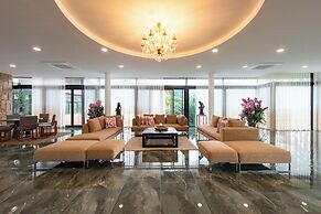 Monlada Khaoyai