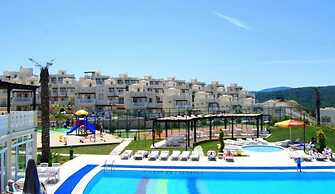 Turquoise Residence 4 Bedrooms Villa