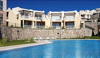 Turquoise Residence 4 Bedrooms Villa