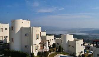 Flamingo Country Club 3 Bedroom Villa