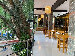 Los Lagos Resort Hotel