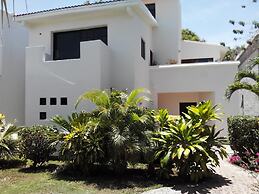 Casa en PlayaDelCarmen 526 by Sinbad
