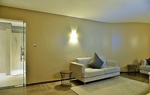 Mantis EPIC Hotel & Suites