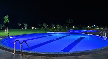 Mantis EPIC Hotel & Suites